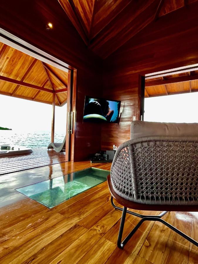 Eco-Lodge Bocas Coral Reef - Over Water Villa & Birds House Isla San Cristobal Exterior photo
