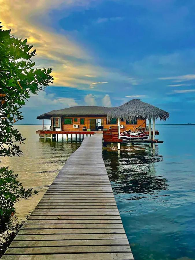 Eco-Lodge Bocas Coral Reef - Over Water Villa & Birds House Isla San Cristobal Exterior photo